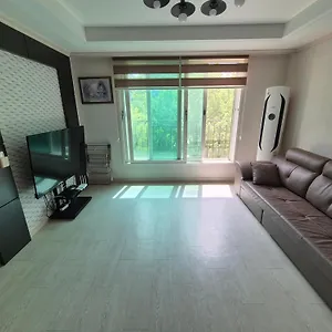 Yolo House Guest house